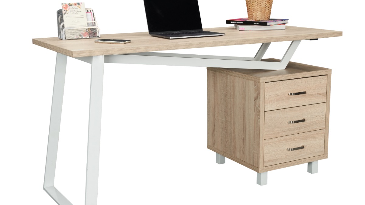 25+ Best Large Desk Options: 2023 Ratings & Reviews