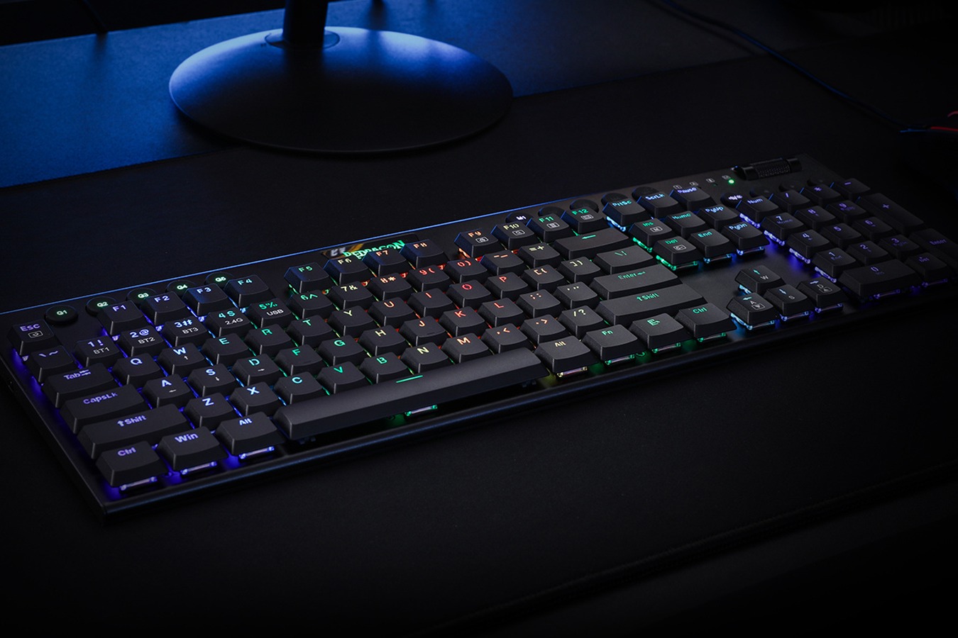 Redragon K618 Horus Wireless RGB Mechanical Keyboard USBC BT 3.0/5.0