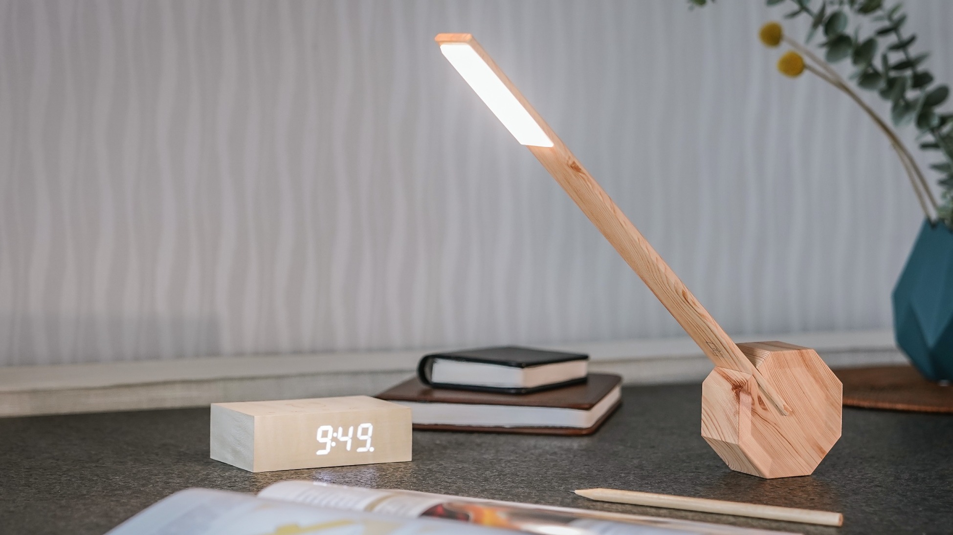 Gingko Design Octagon One Portable Desk Light