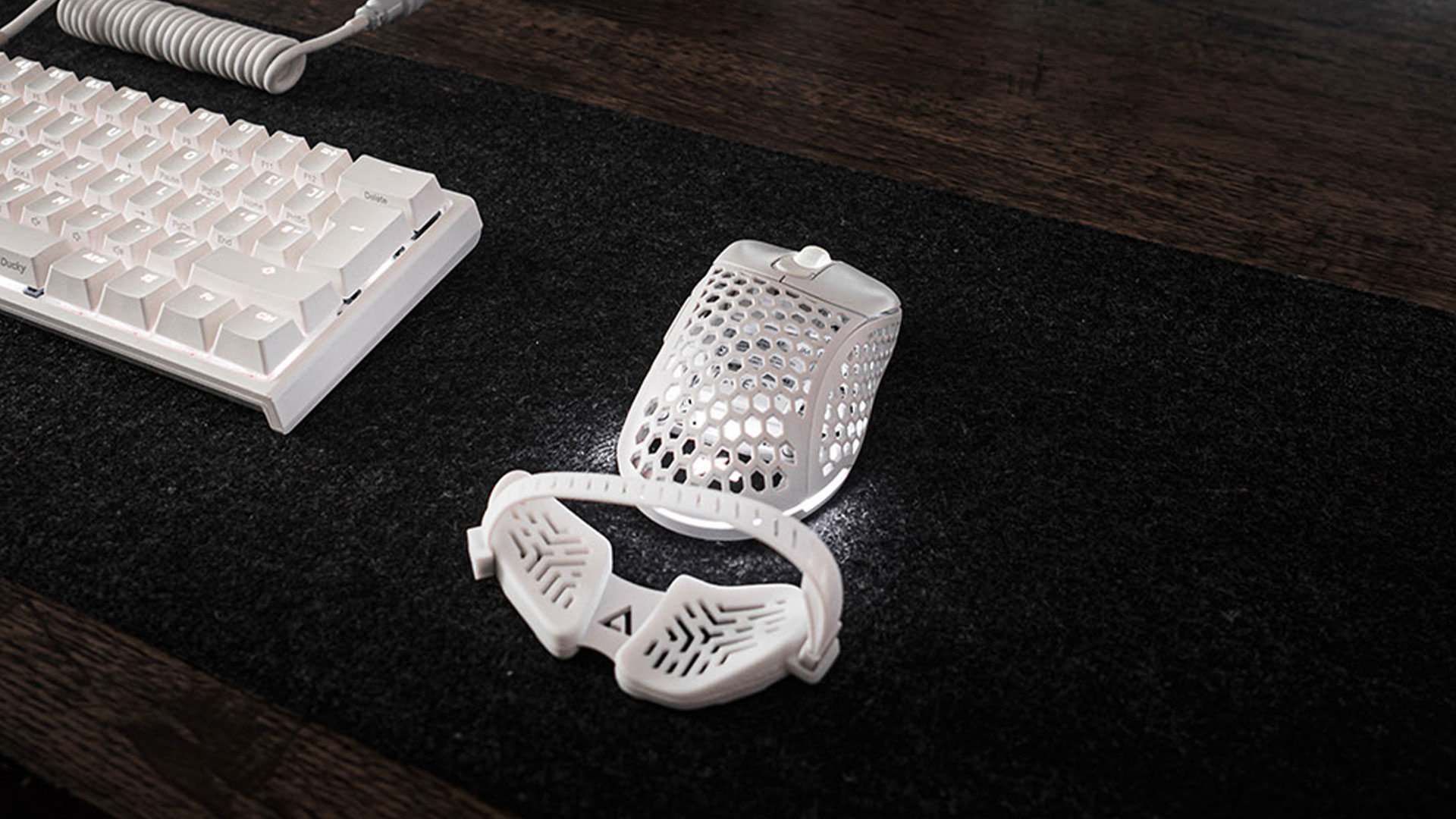 Repose-poignet Gaming DELTAHUB Carpio G2.0 - Ergonomique Pour Souris Droitier, Anti-fatigue