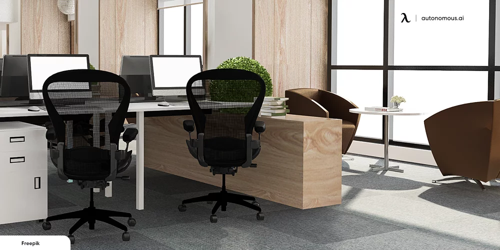 10 Ergonomic Office Chairs with Flip-up Arms for 2022