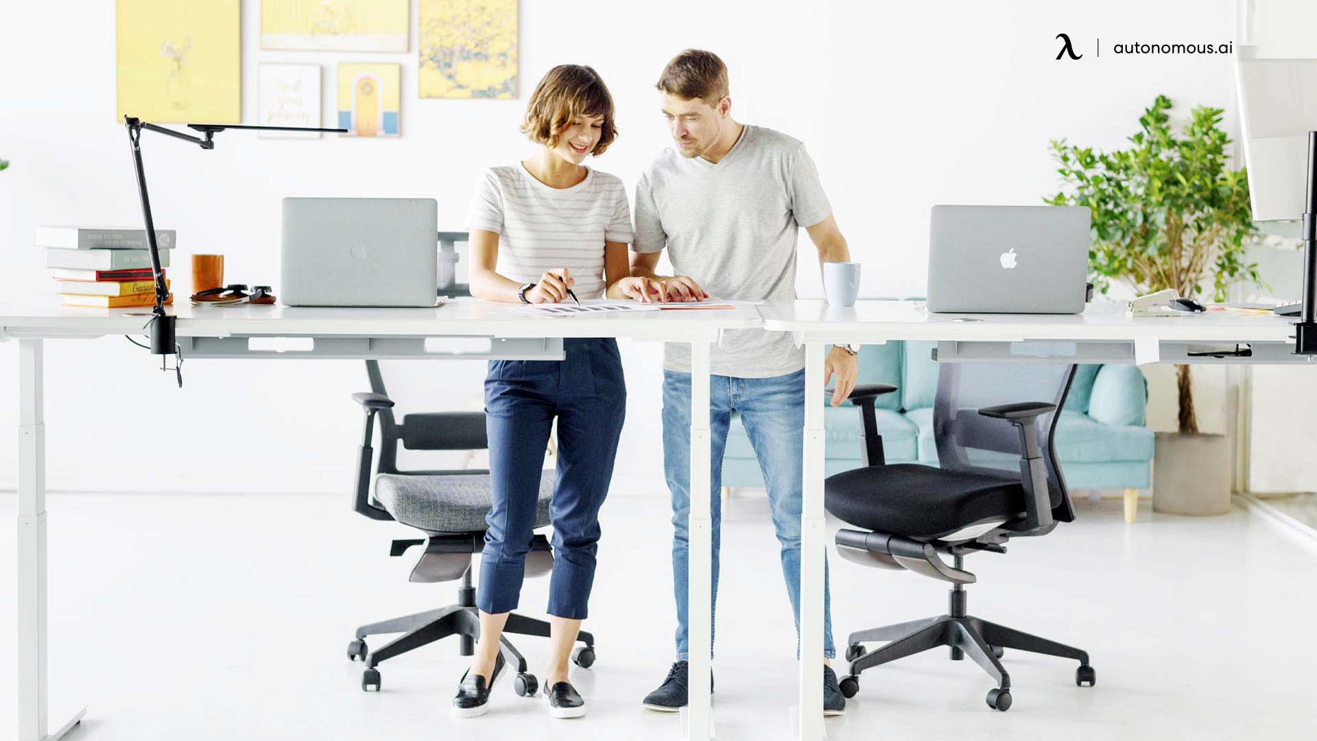 The 12 Best Adjustable Desks for a Home Office or Any Space