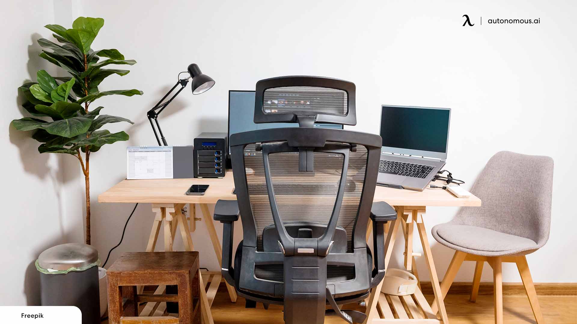 15 Best Chairs for Lower Back and Hip Pain in 2022