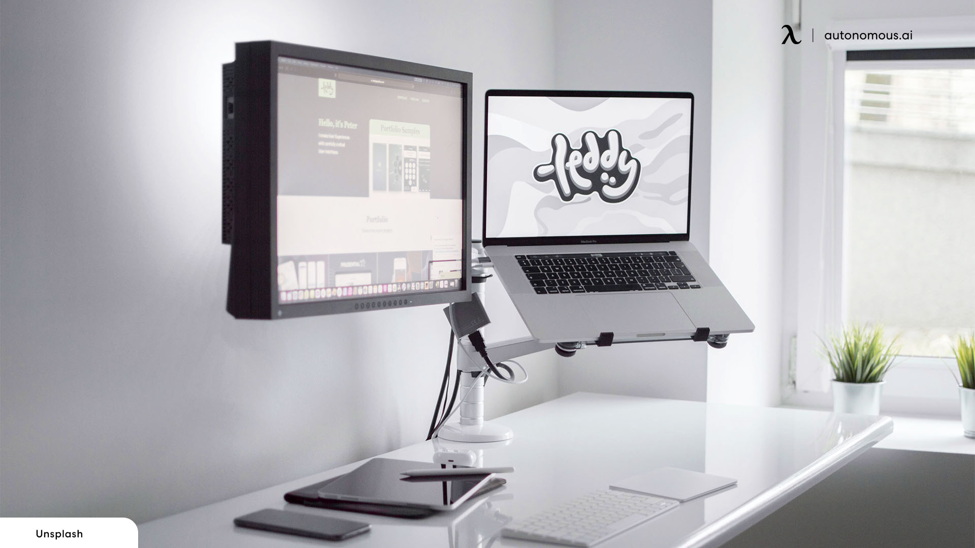 15 Best Dual Monitor Stand for Desks/Wall Mounts