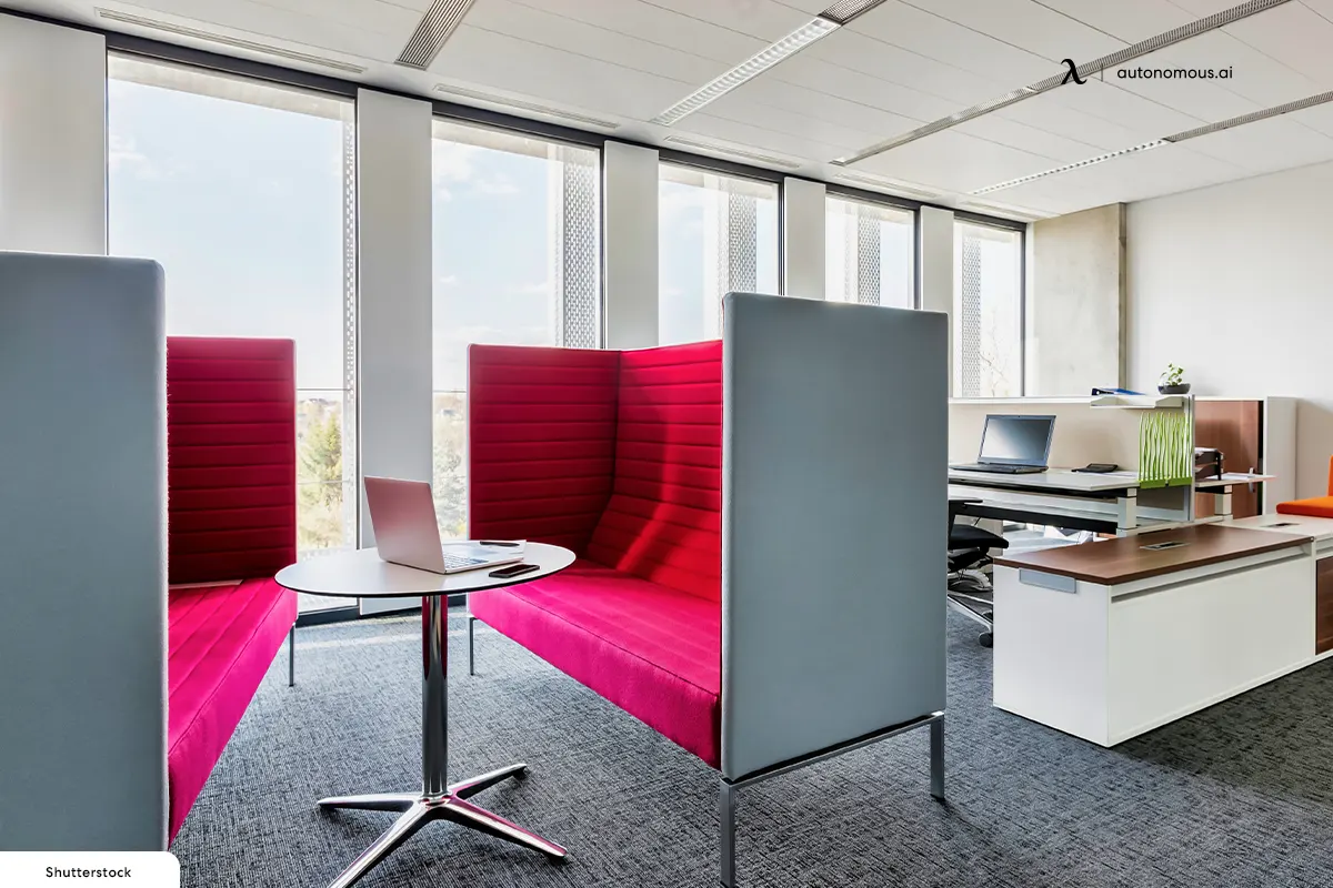 20 Soundproof Booths for Office Meetings and Private Calls