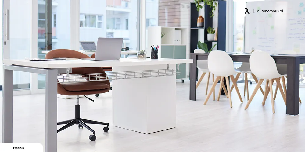 20 Tall Desks from Sitting to Standing for 2024