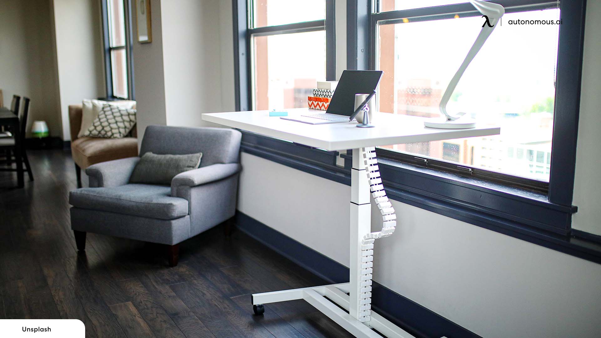 20 Best Tall Desks with Adjustment Features