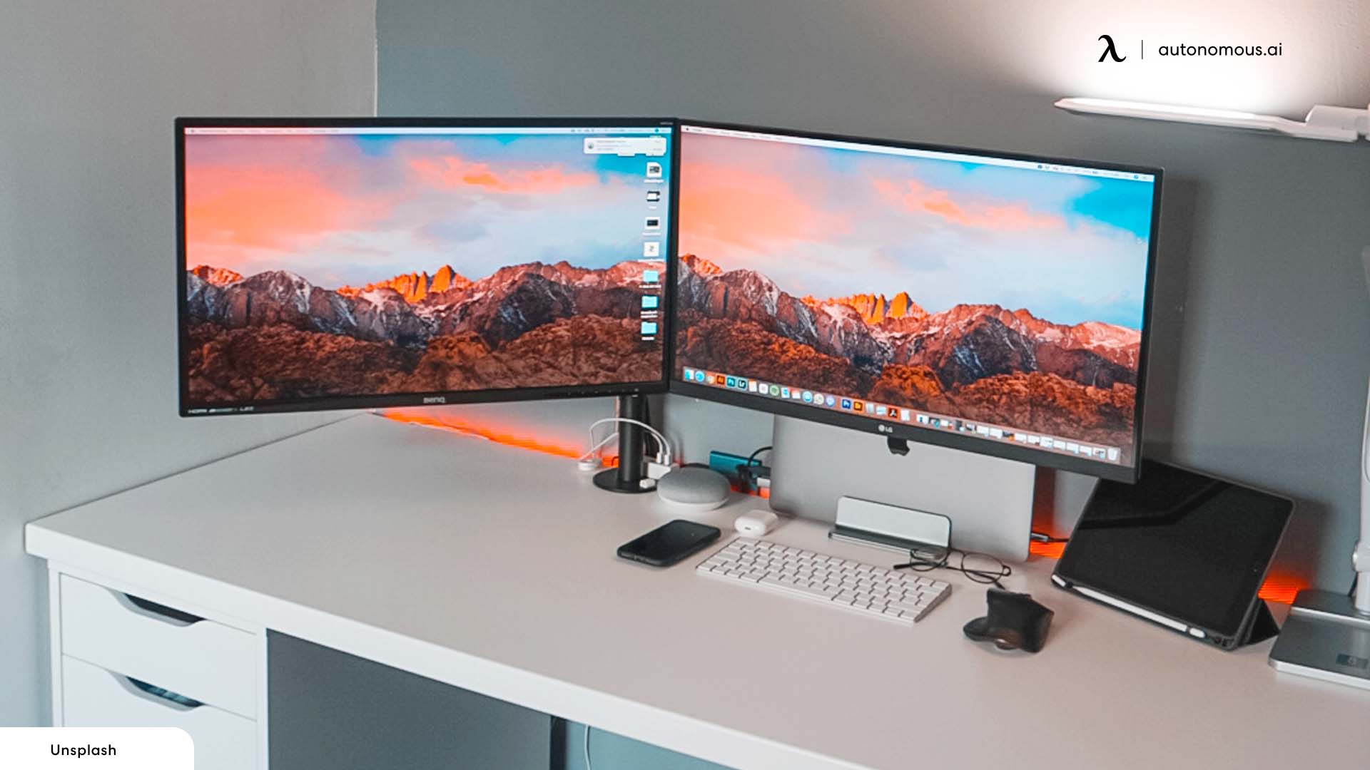 4 White Gaming Setups (PC, Desk & More) to Bring a Clean Aesthetic