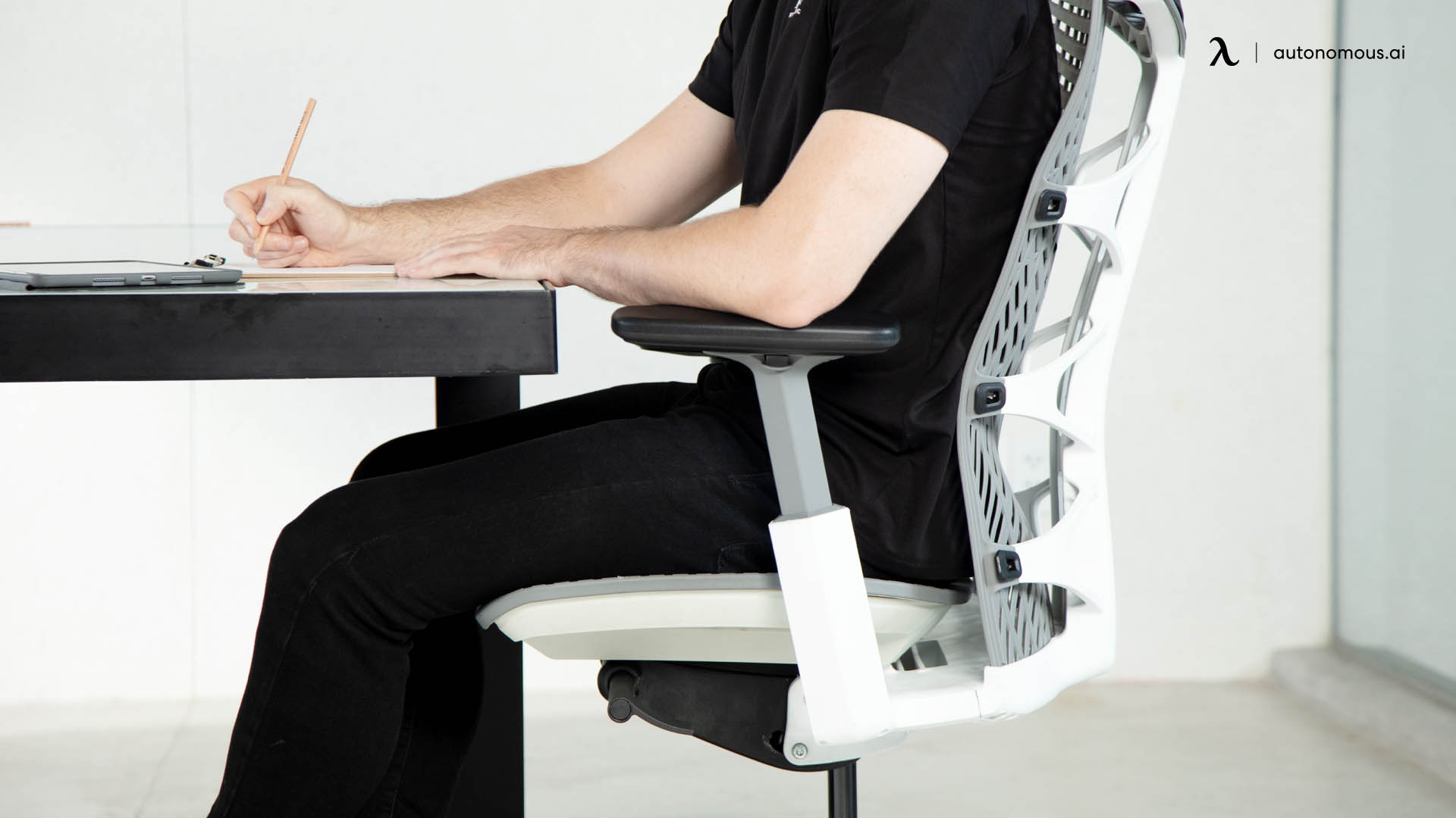 5 Best Options for a Tall Office Chair with Back Support