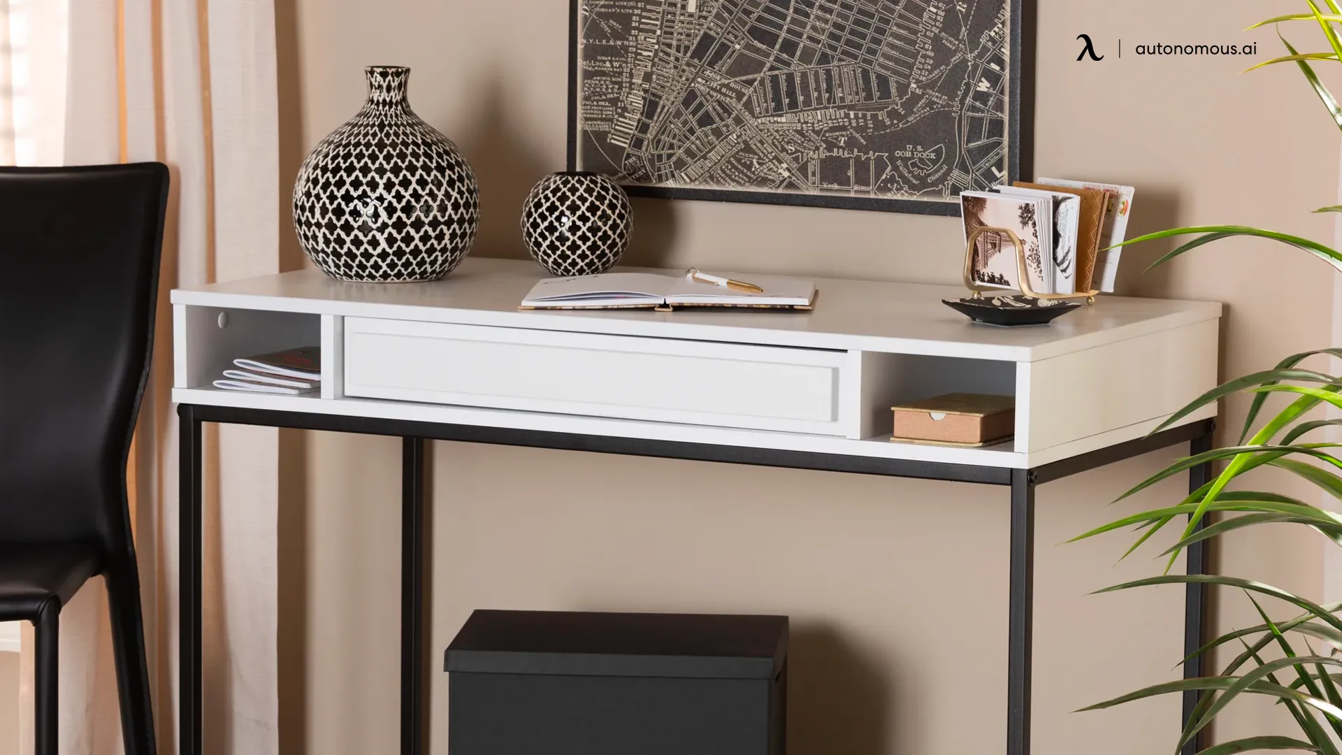 Discover The Best 40-Inch White Desks for Your Home Office
