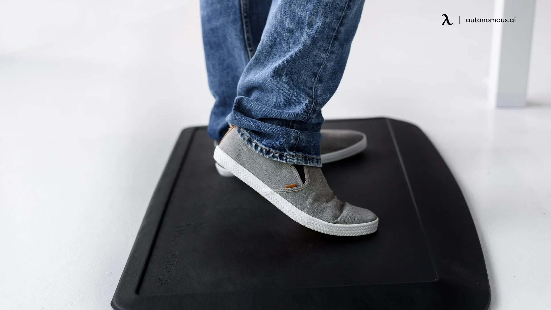 Best Standing Mat to Prevent Back Pain in 2022