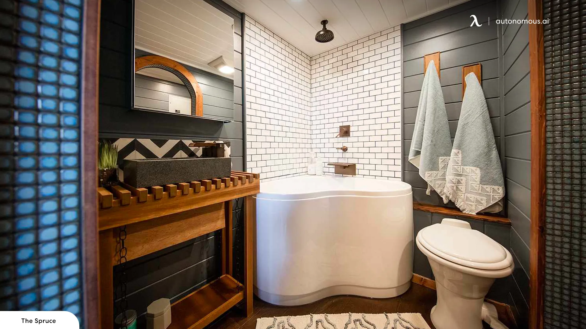 Sleek and Functional: Designing a Wet Bath for Tiny Houses