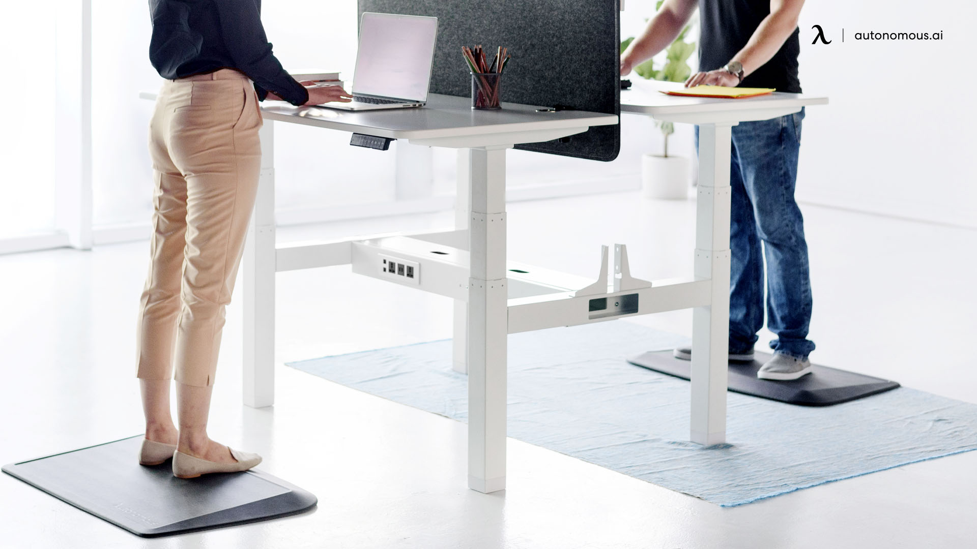 Detailed Standing Desk Mat Review: The Best Option For You