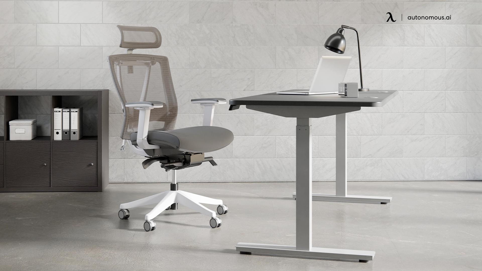 Top Eight High-end Office Desks to Bring a Modern Look to a Workspace