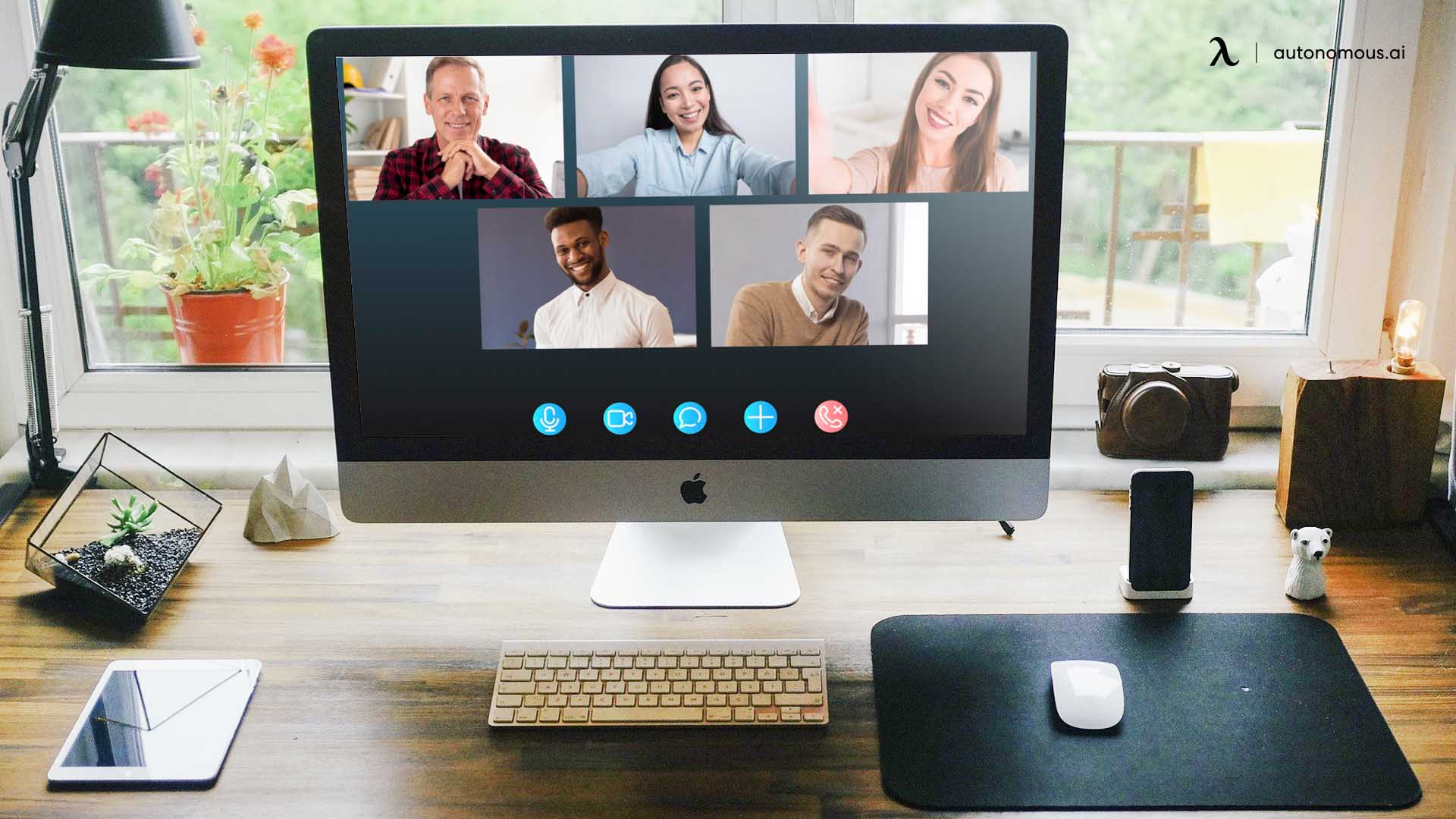 How to Improve Your Presence During Virtual Meetings