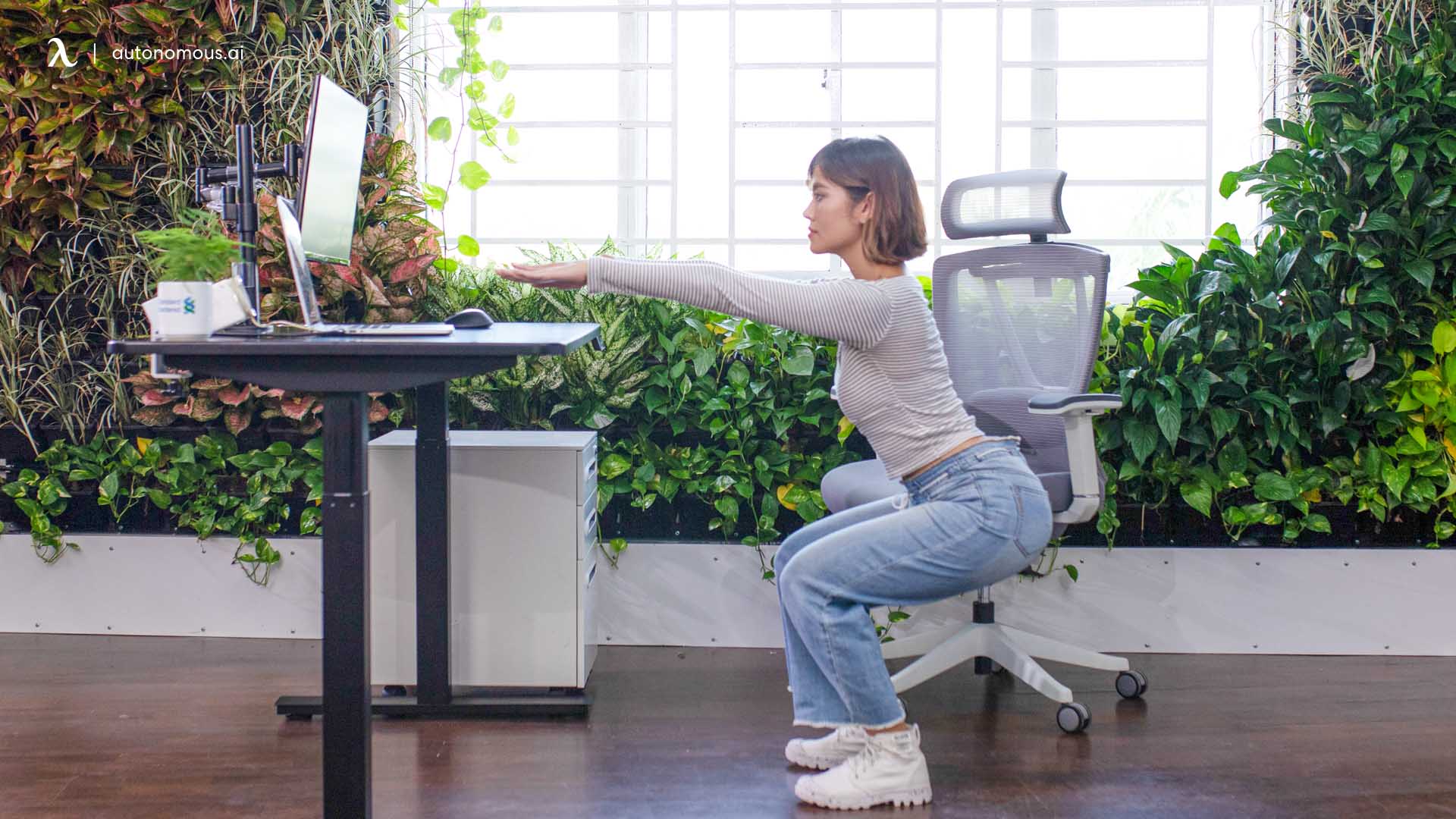 How To Master Chair Squats To Stay Active In The Office