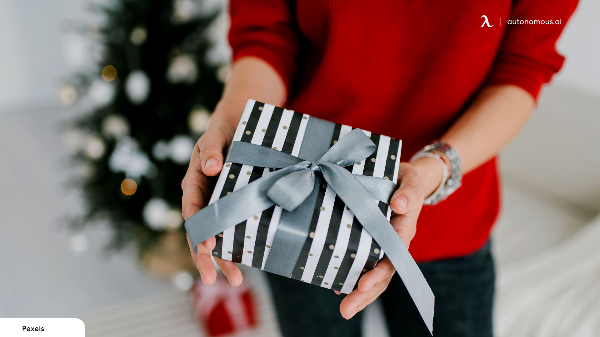 Learn Why Personalized Gifts Matter