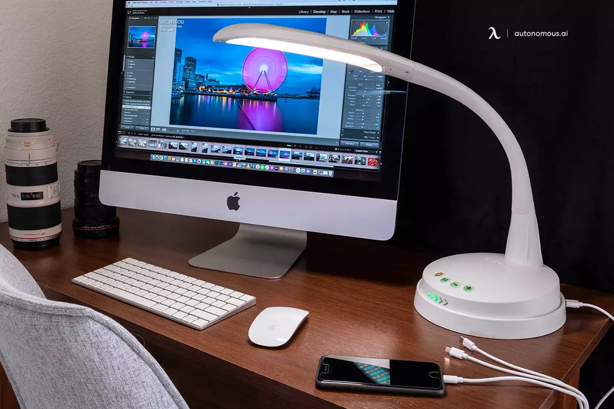 5 Important Considerations for Perfect Desktop Lighting at Work