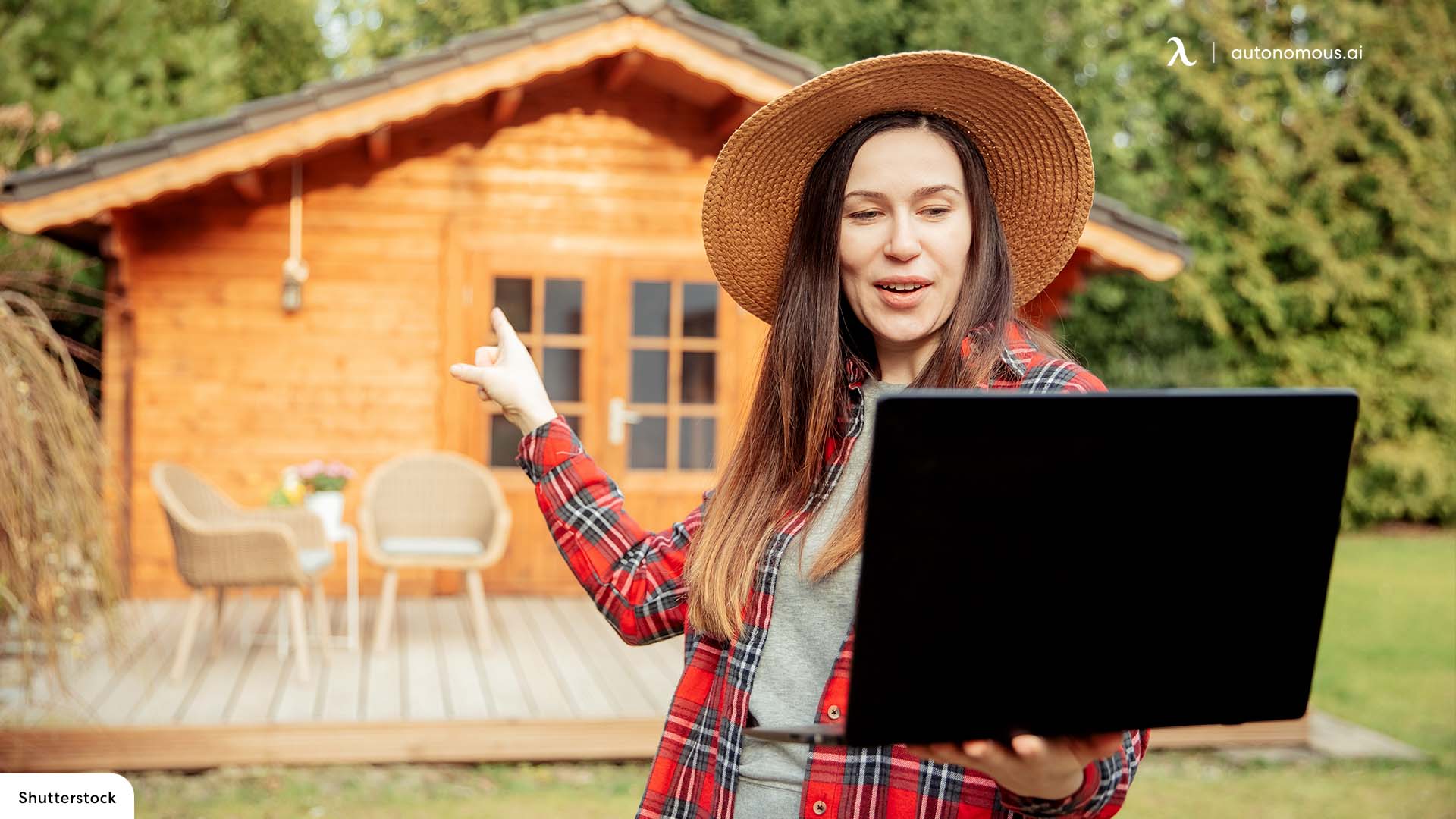 How to Set up a Backyard Office Shed For Home Working