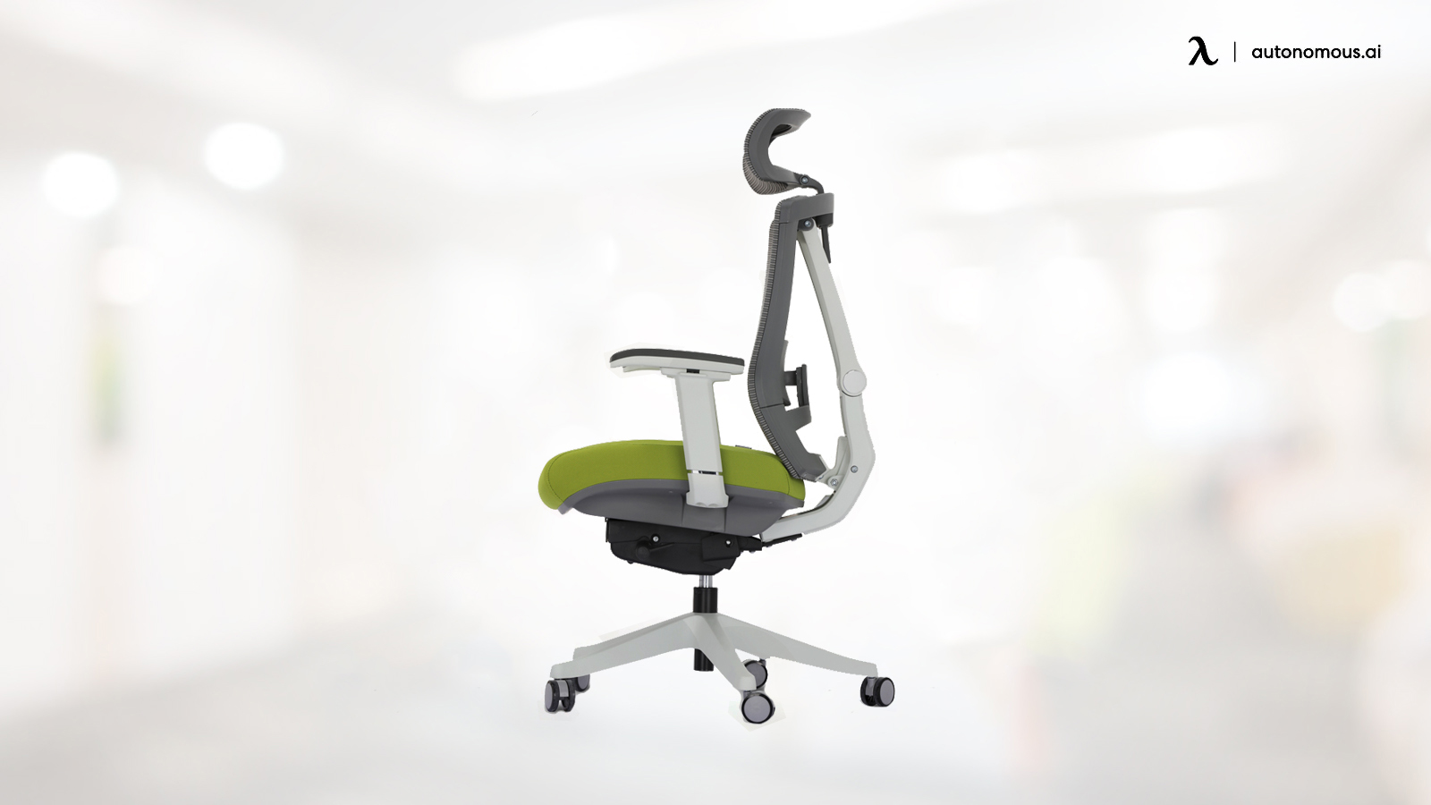 Should You Choose an Armed or Armless Office Chair?