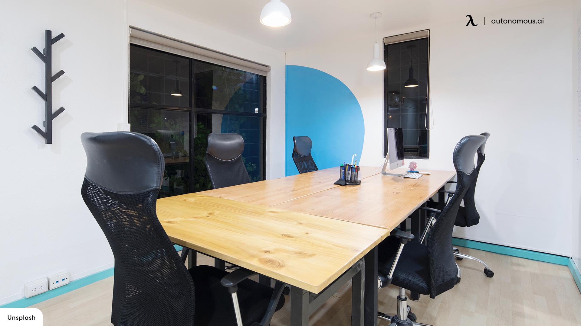 Tips on How To Design A Conference Room For The Modern Office