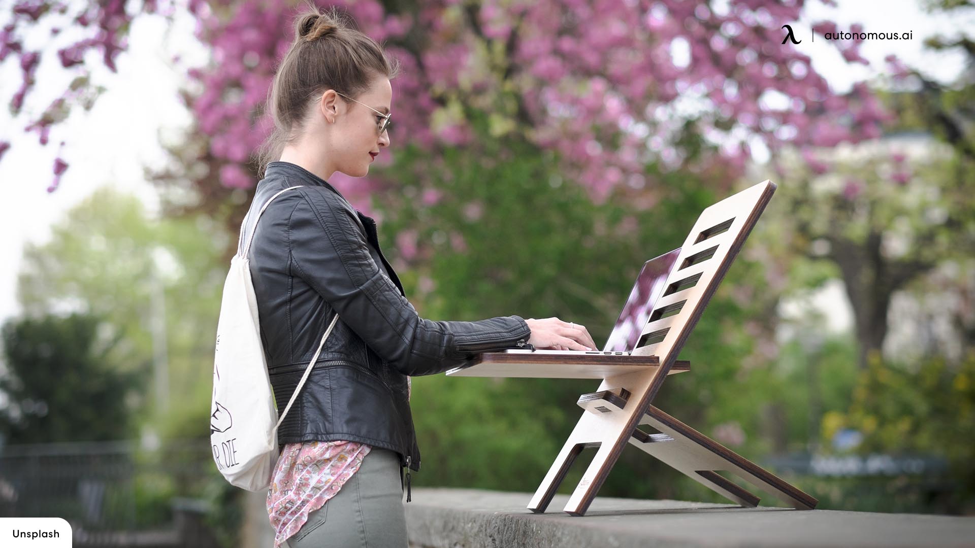 Top 20 Portable Standing Desks to Work from Anywhere