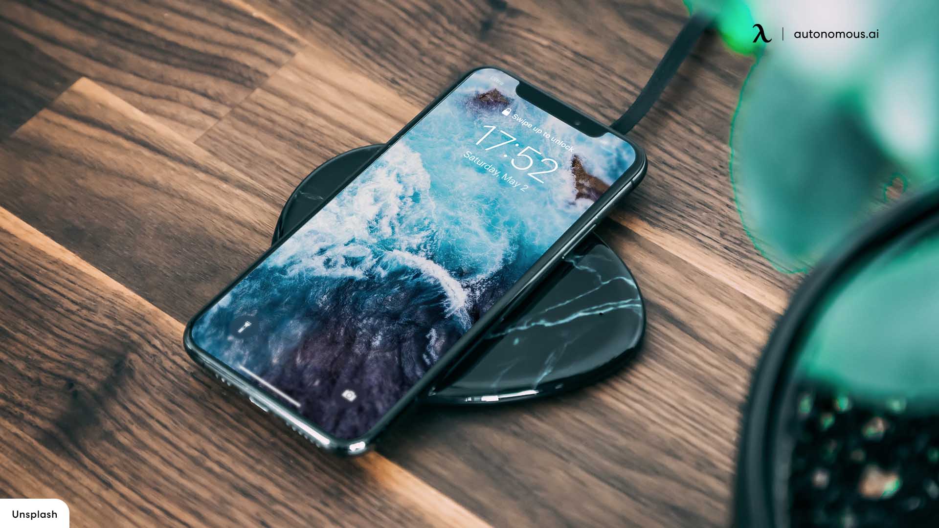 Top 6 Wireless Chargers for iPhones in 2022