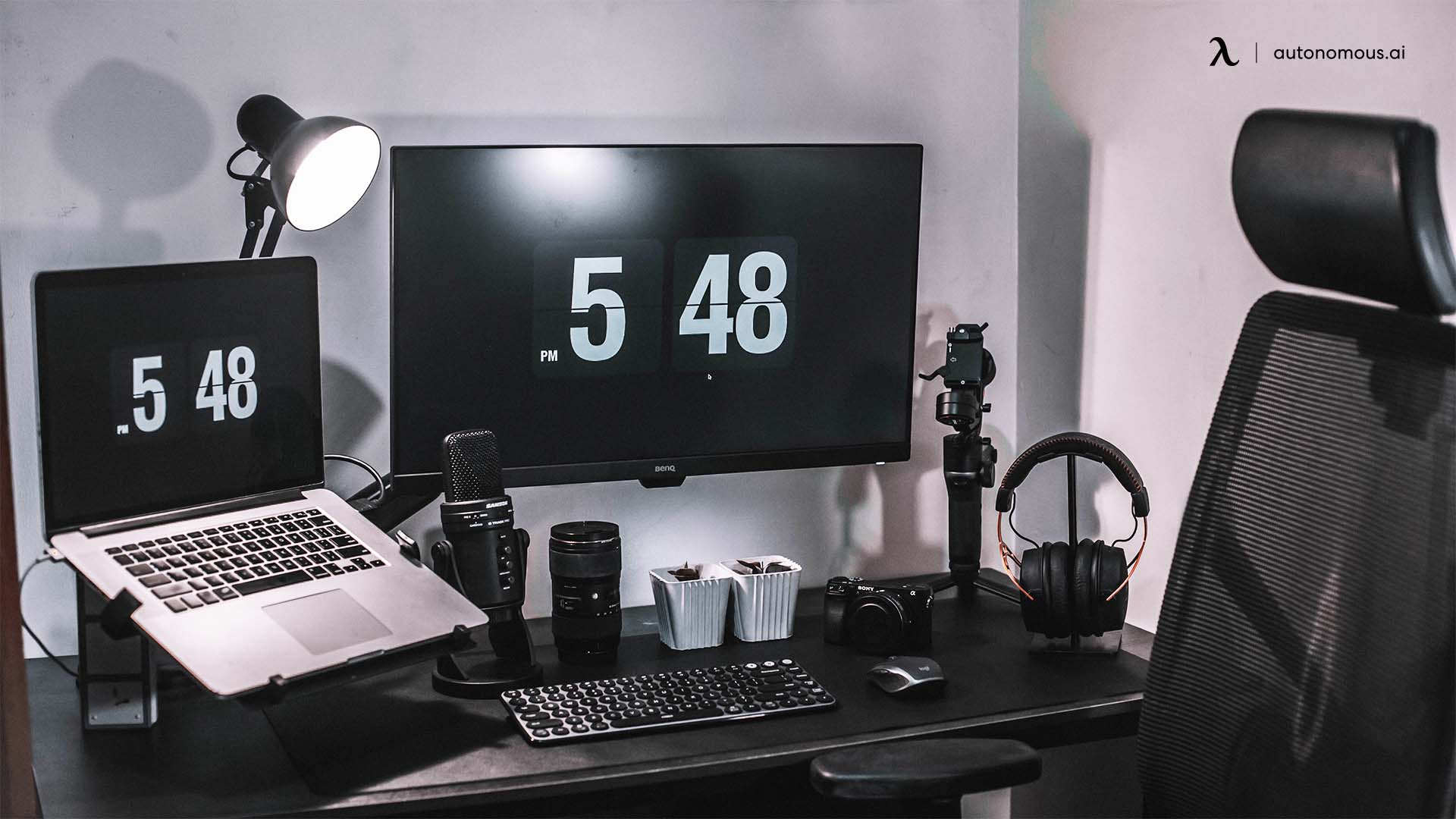 Top 7 Black Studio Desk for Your Studio Workstation