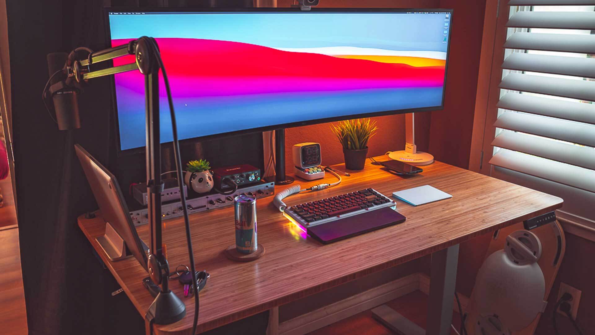 ergonomic Best Desk Setup For Developers with Wall Mounted Monitor