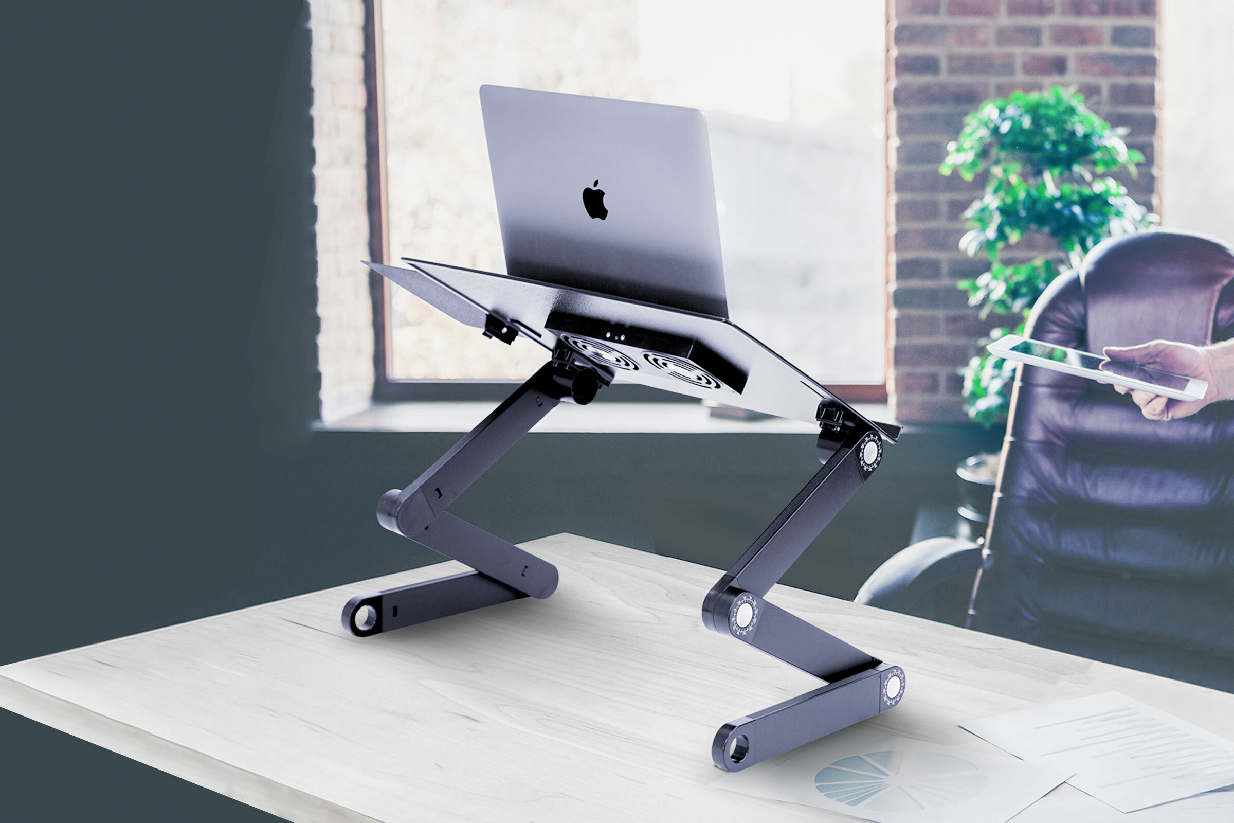 Mount-It! Laptop Tray with Cooling Fan & Mouse Pad