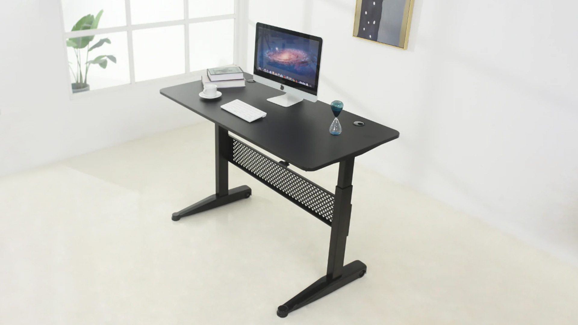 ApexDesk Standing Desk: Pneumatic Lift Mechanism