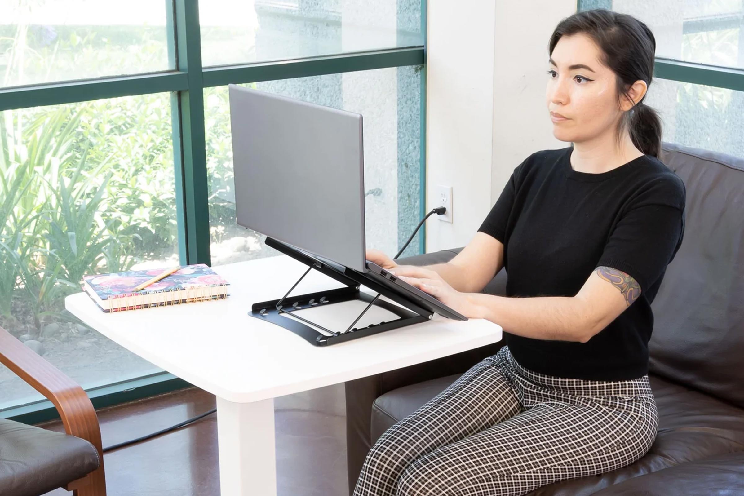 Mount-It! Portable Folding Laptop Stand