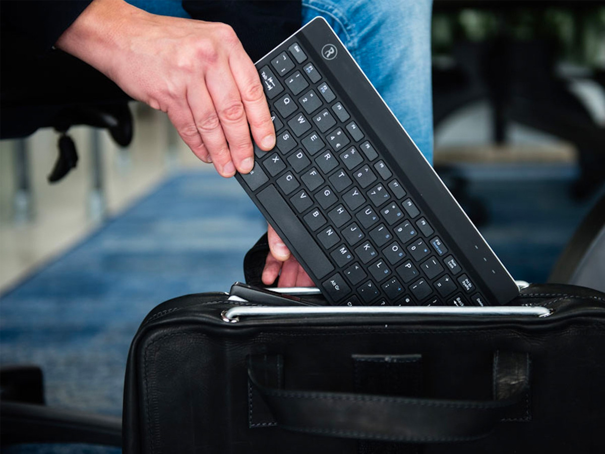 R-Go-Tools Ergonomic Break Compact Keyboard with LED Signals, Wired