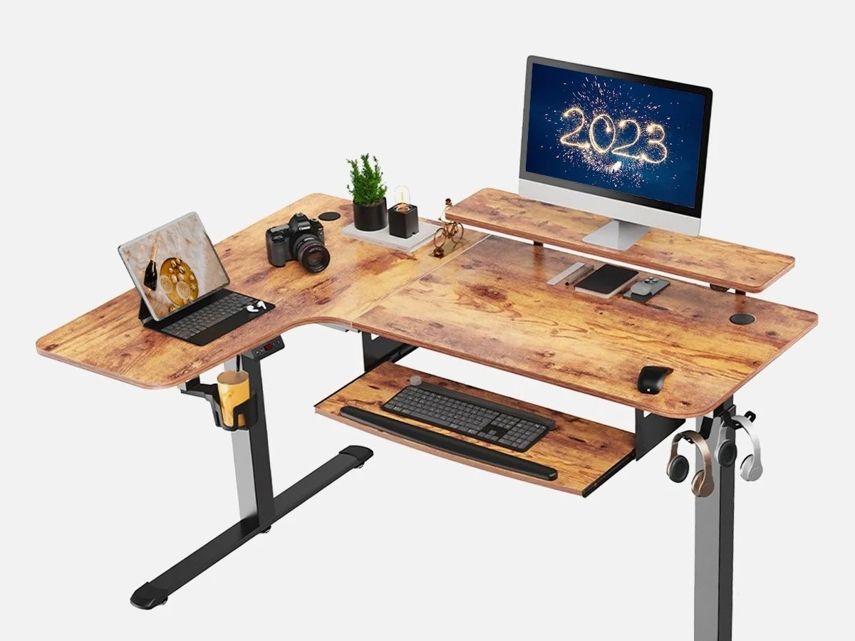 EUREKA ERGONOMIC L60 L-shaped Standing Desk: Key board tray, Rustic
