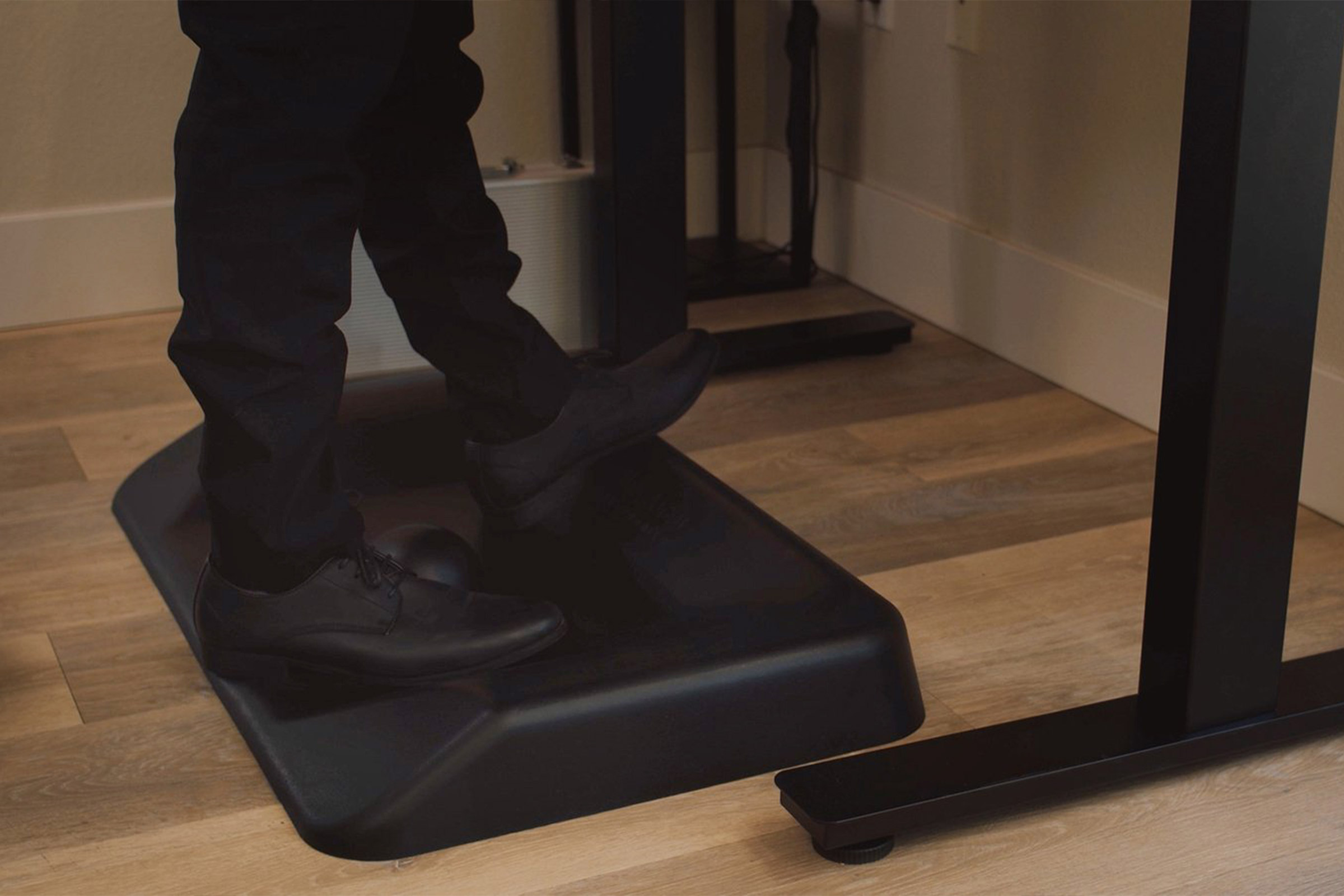 Uncaged Ergonomics Active Standing Desk Mat