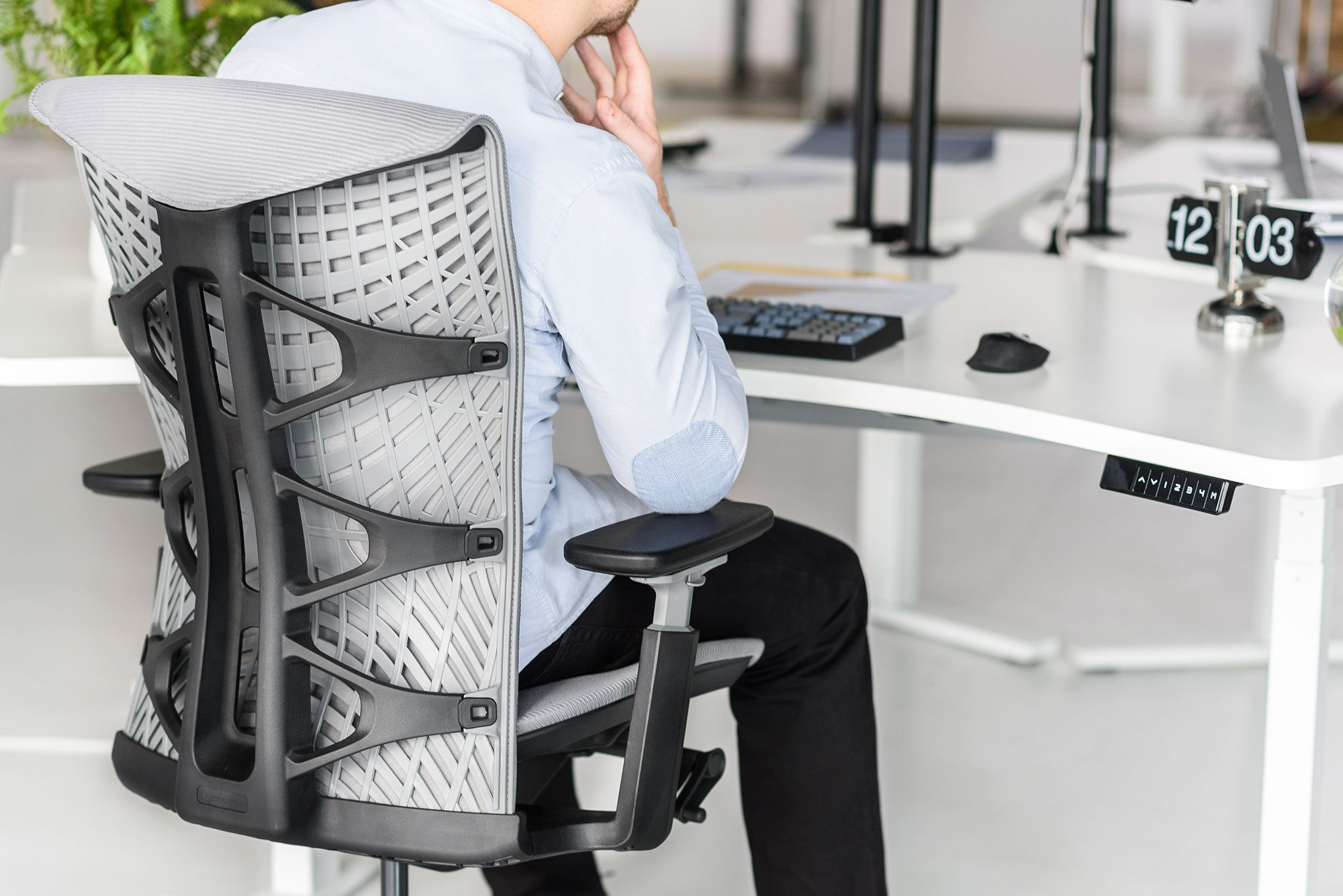 Ergochair Pro The Best Ergonomic Chair To Move More And Feel Better